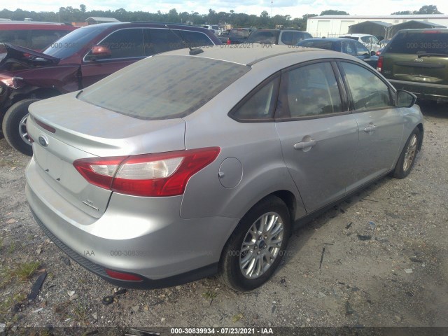 Photo 3 VIN: 1FAHP3F24CL375553 - FORD FOCUS 