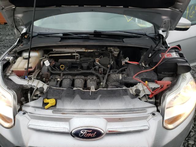 Photo 6 VIN: 1FAHP3F24CL388724 - FORD FOCUS SE 