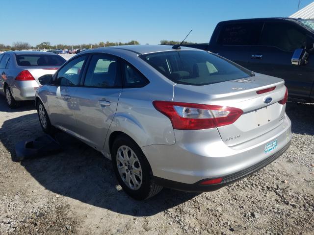 Photo 2 VIN: 1FAHP3F24CL395978 - FORD FOCUS SE 