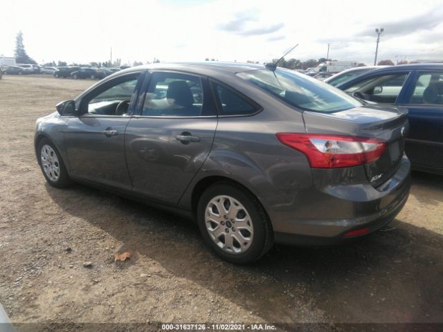 Photo 2 VIN: 1FAHP3F24CL415775 - FORD FOCUS 