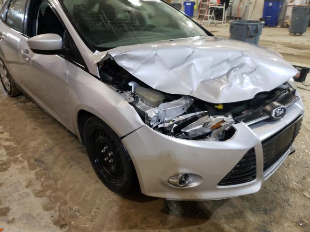 Photo 8 VIN: 1FAHP3F24CL429126 - FORD FOCUS SE 