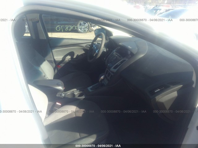 Photo 4 VIN: 1FAHP3F25CL106218 - FORD FOCUS 