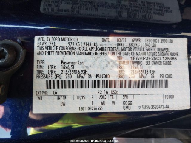 Photo 8 VIN: 1FAHP3F25CL125366 - FORD FOCUS 