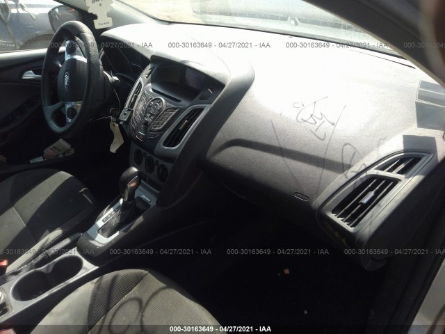 Photo 4 VIN: 1FAHP3F25CL248455 - FORD FOCUS 