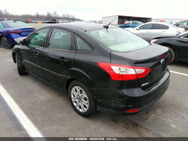 Photo 2 VIN: 1FAHP3F25CL255857 - FORD FOCUS 