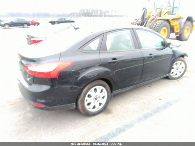 Photo 3 VIN: 1FAHP3F25CL255857 - FORD FOCUS 