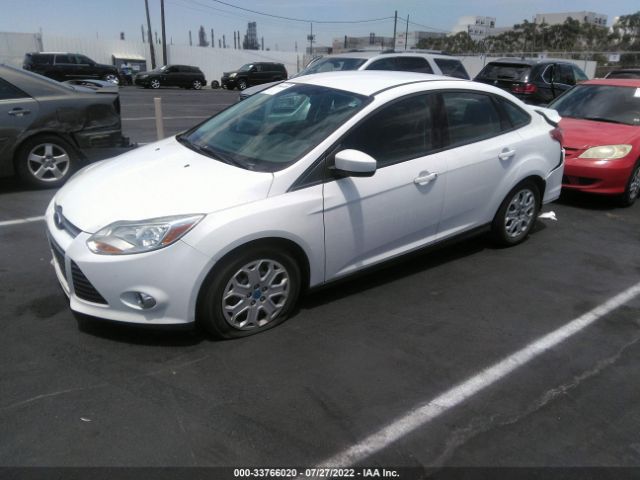 Photo 1 VIN: 1FAHP3F25CL267863 - FORD FOCUS 