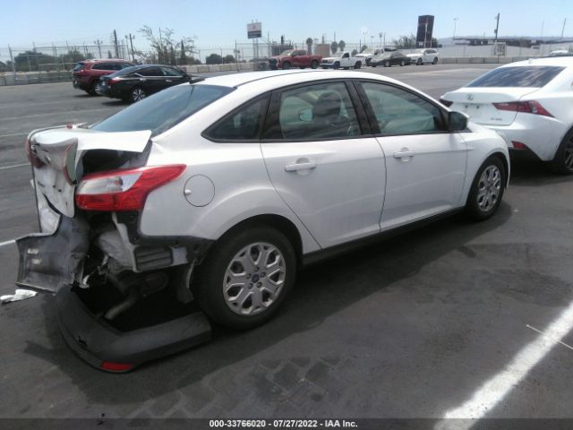 Photo 3 VIN: 1FAHP3F25CL267863 - FORD FOCUS 