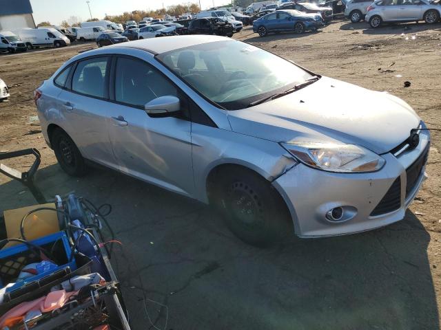 Photo 3 VIN: 1FAHP3F25CL304216 - FORD FOCUS SE 