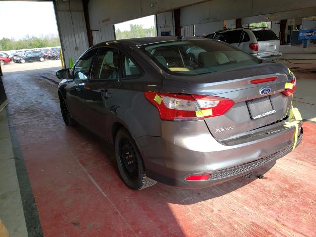 Photo 2 VIN: 1FAHP3F25CL323543 - FORD FOCUS SE 