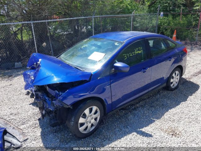 Photo 1 VIN: 1FAHP3F25CL323686 - FORD FOCUS 