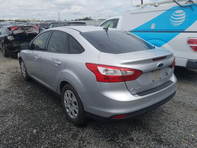 Photo 2 VIN: 1FAHP3F25CL324613 - FORD FOCUS SE 