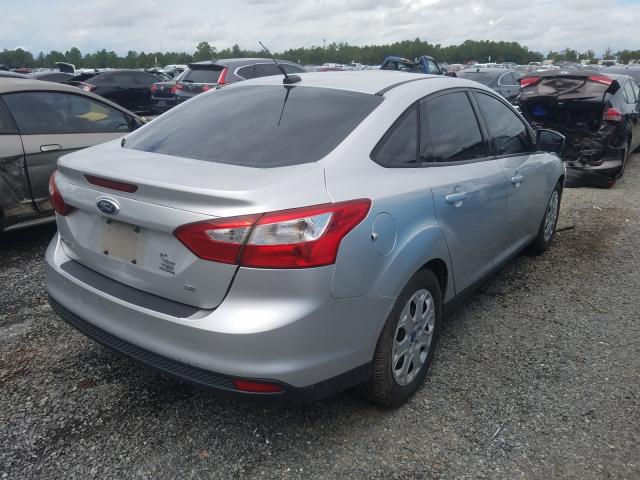 Photo 3 VIN: 1FAHP3F25CL324613 - FORD FOCUS SE 