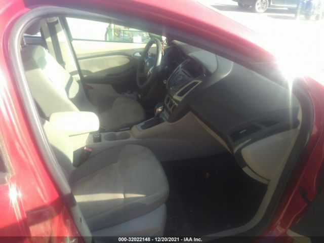 Photo 4 VIN: 1FAHP3F25CL330038 - FORD FOCUS 