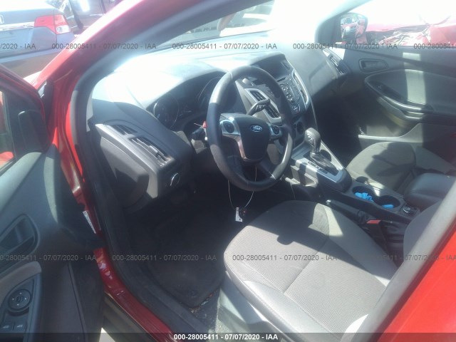 Photo 4 VIN: 1FAHP3F25CL345560 - FORD FOCUS 