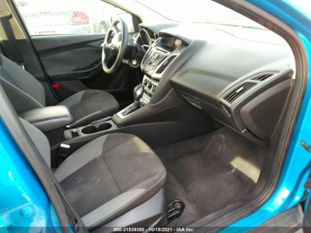 Photo 4 VIN: 1FAHP3F25CL349561 - FORD FOCUS 