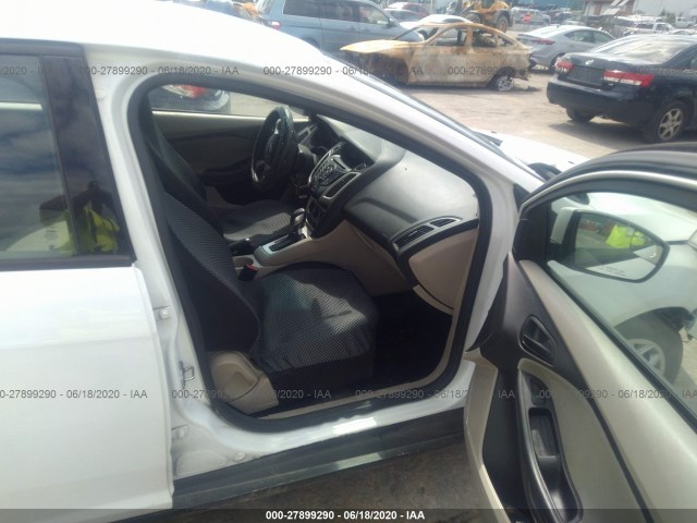 Photo 4 VIN: 1FAHP3F25CL361998 - FORD FOCUS 