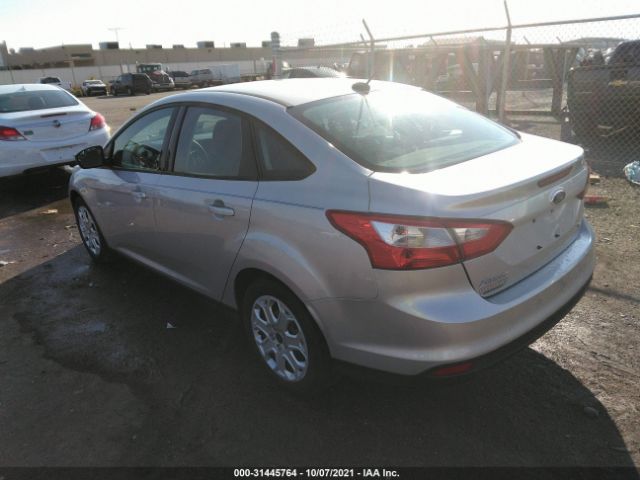 Photo 2 VIN: 1FAHP3F25CL390935 - FORD FOCUS 