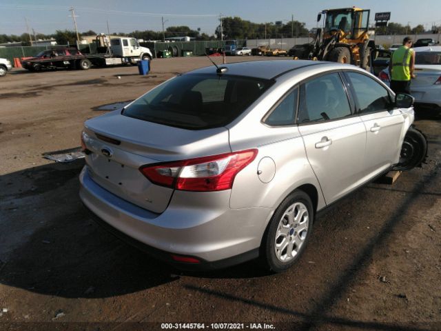 Photo 3 VIN: 1FAHP3F25CL390935 - FORD FOCUS 