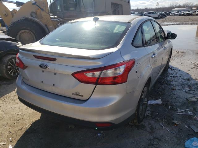 Photo 3 VIN: 1FAHP3F25CL392667 - FORD FOCUS SE 