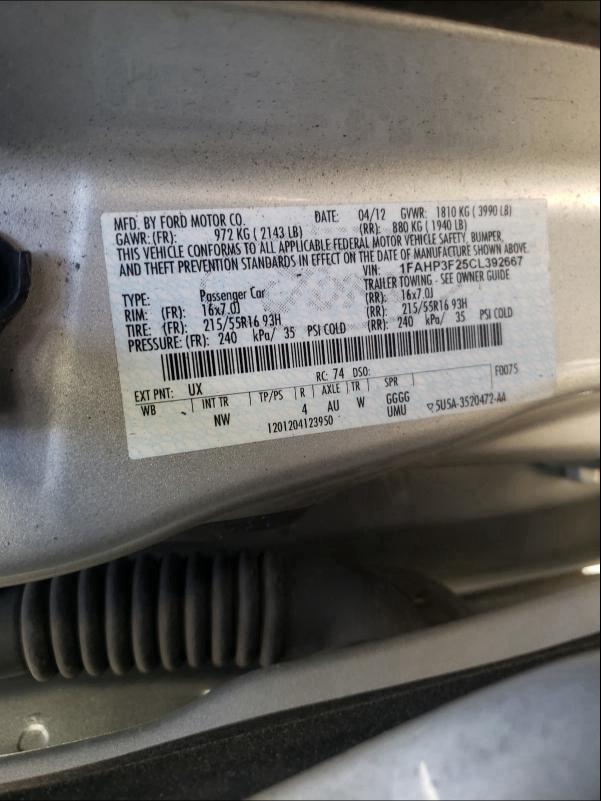 Photo 9 VIN: 1FAHP3F25CL392667 - FORD FOCUS SE 