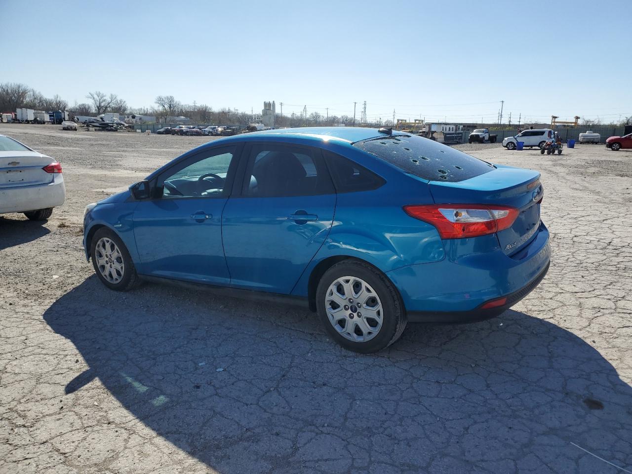 Photo 1 VIN: 1FAHP3F25CL422573 - FORD FOCUS 