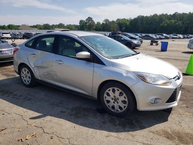 Photo 3 VIN: 1FAHP3F25CL426848 - FORD FOCUS SE 