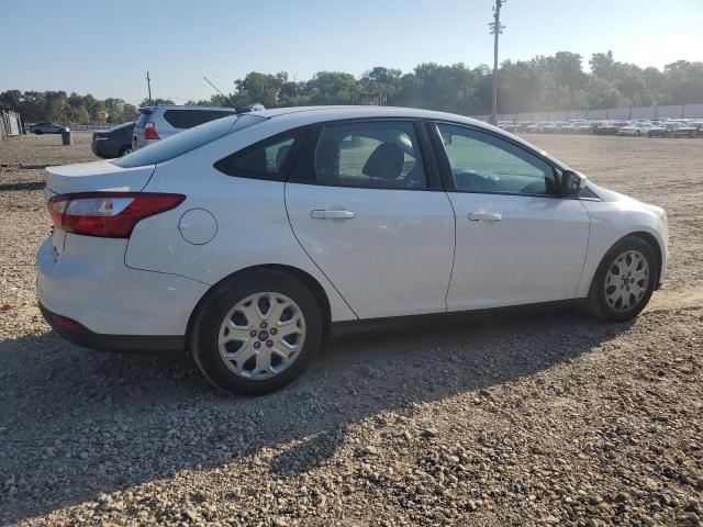 Photo 2 VIN: 1FAHP3F25CL430625 - FORD FOCUS SE 