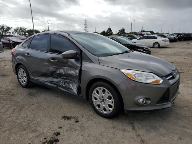 Photo 3 VIN: 1FAHP3F25CL463091 - FORD FOCUS SE 