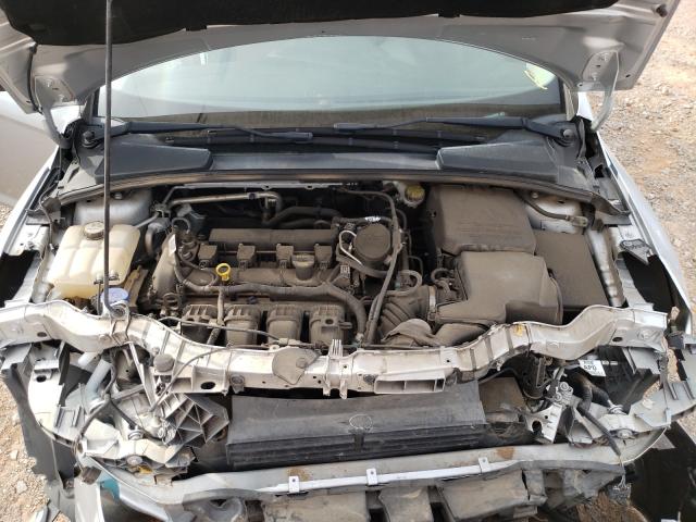 Photo 6 VIN: 1FAHP3F25CL469859 - FORD FOCUS SE 