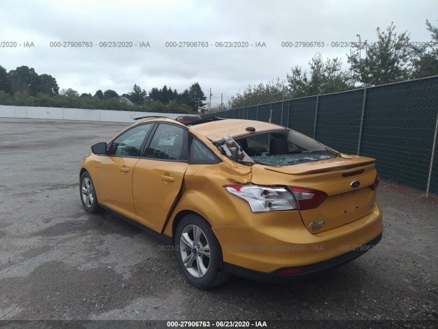 Photo 2 VIN: 1FAHP3F25CL475371 - FORD FOCUS 