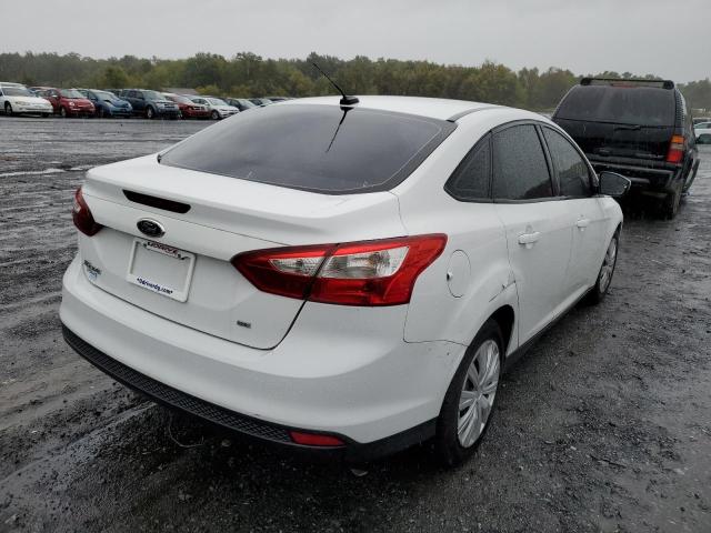 Photo 3 VIN: 1FAHP3F25CL478559 - FORD FOCUS SE 