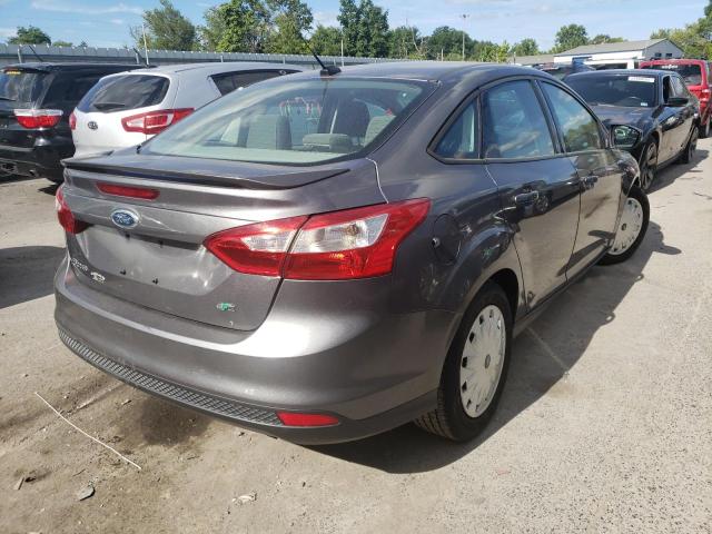 Photo 3 VIN: 1FAHP3F26CL113453 - FORD FOCUS SE 