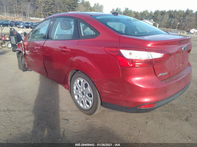 Photo 2 VIN: 1FAHP3F26CL149627 - FORD FOCUS 