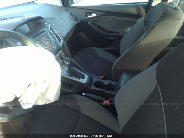 Photo 4 VIN: 1FAHP3F26CL149627 - FORD FOCUS 