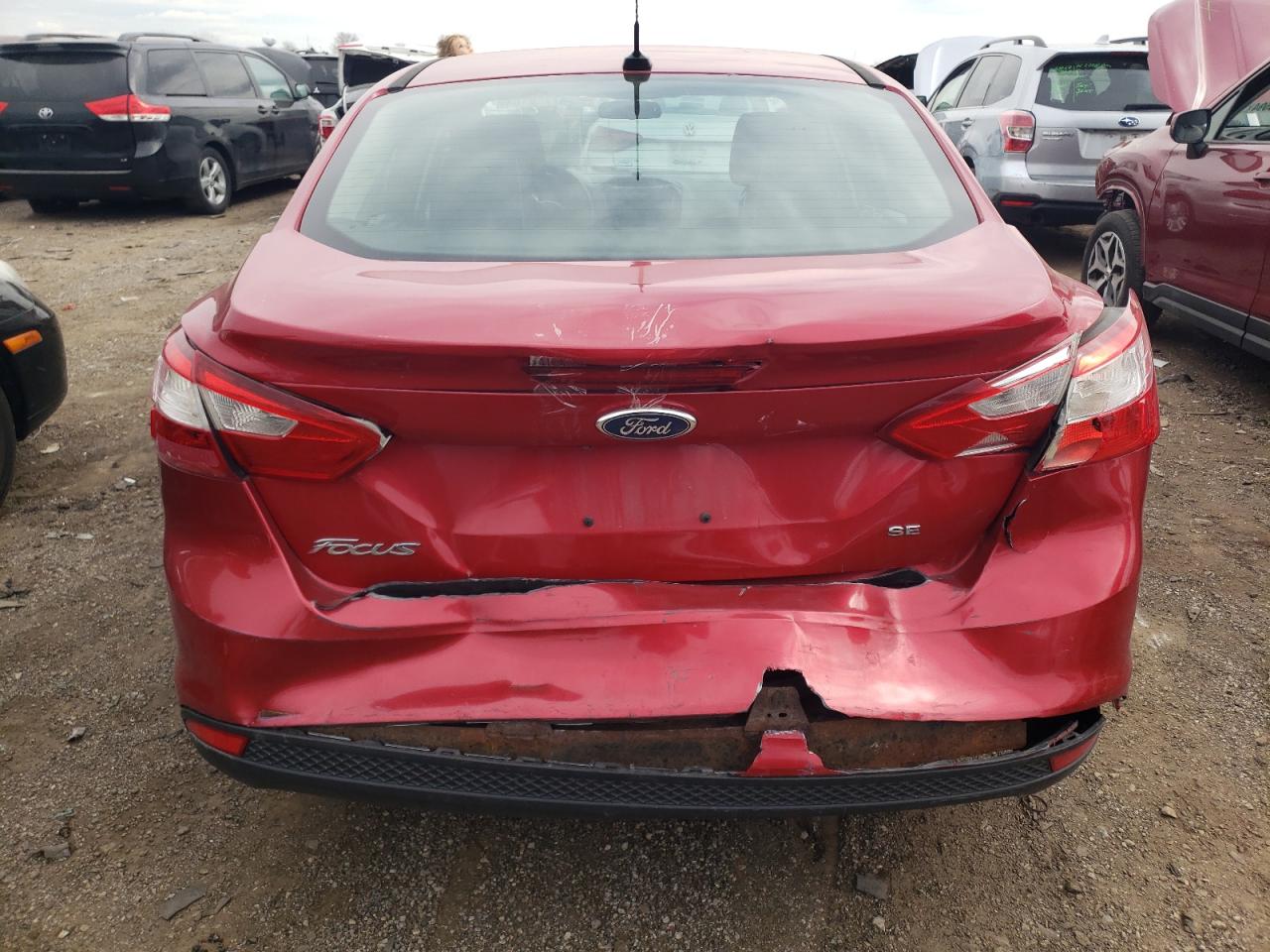 Photo 5 VIN: 1FAHP3F26CL151782 - FORD FOCUS 