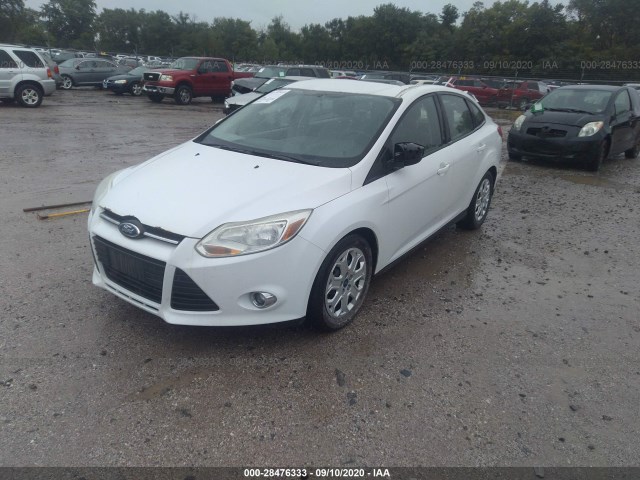 Photo 1 VIN: 1FAHP3F26CL152172 - FORD FOCUS 