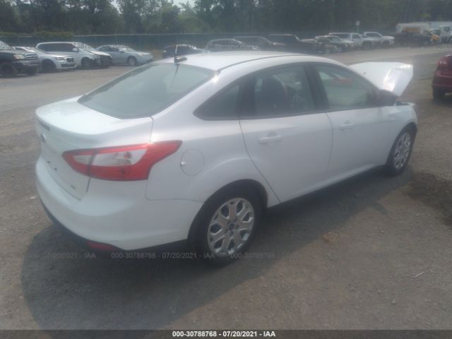 Photo 3 VIN: 1FAHP3F26CL168050 - FORD FOCUS 