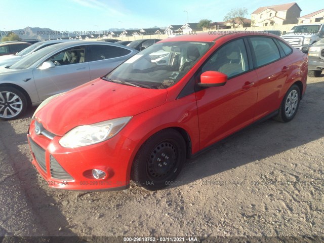 Photo 1 VIN: 1FAHP3F26CL175600 - FORD FOCUS 