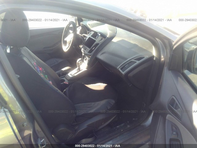 Photo 4 VIN: 1FAHP3F26CL201421 - FORD FOCUS 