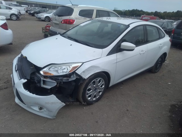 Photo 1 VIN: 1FAHP3F26CL217067 - FORD FOCUS 