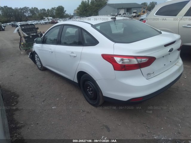 Photo 2 VIN: 1FAHP3F26CL217067 - FORD FOCUS 