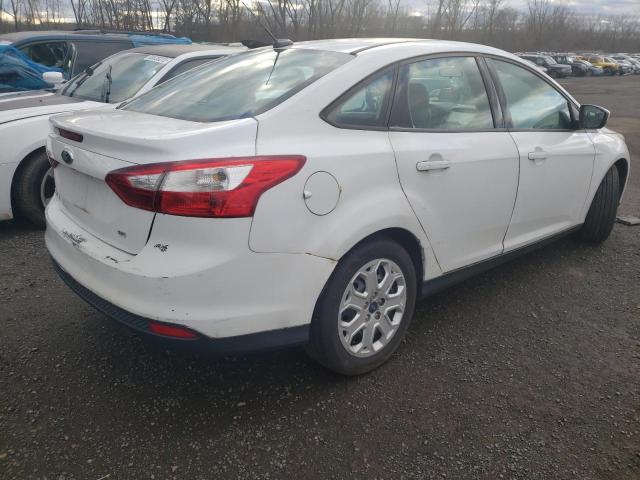 Photo 2 VIN: 1FAHP3F26CL217179 - FORD FOCUS SE 