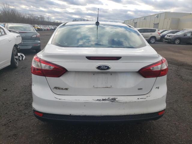 Photo 5 VIN: 1FAHP3F26CL217179 - FORD FOCUS SE 