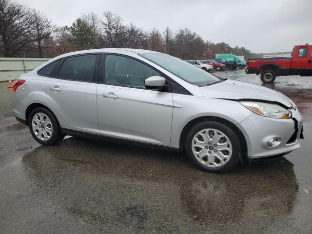 Photo 3 VIN: 1FAHP3F26CL246696 - FORD FOCUS 