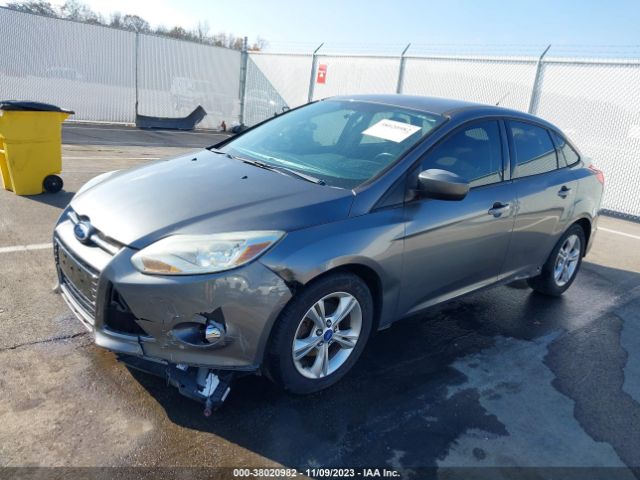 Photo 1 VIN: 1FAHP3F26CL261568 - FORD FOCUS 