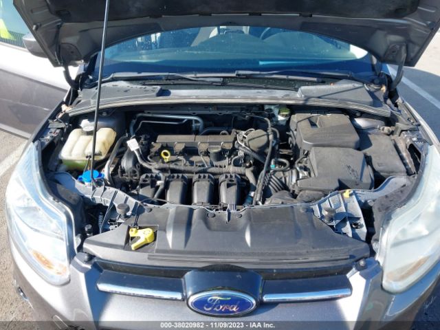 Photo 9 VIN: 1FAHP3F26CL261568 - FORD FOCUS 