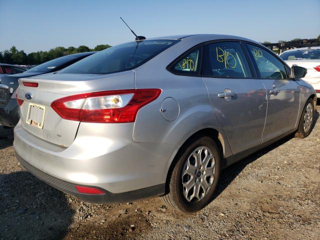 Photo 3 VIN: 1FAHP3F26CL267063 - FORD FOCUS SE 