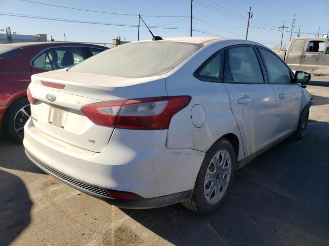 Photo 3 VIN: 1FAHP3F26CL313040 - FORD FOCUS SE 