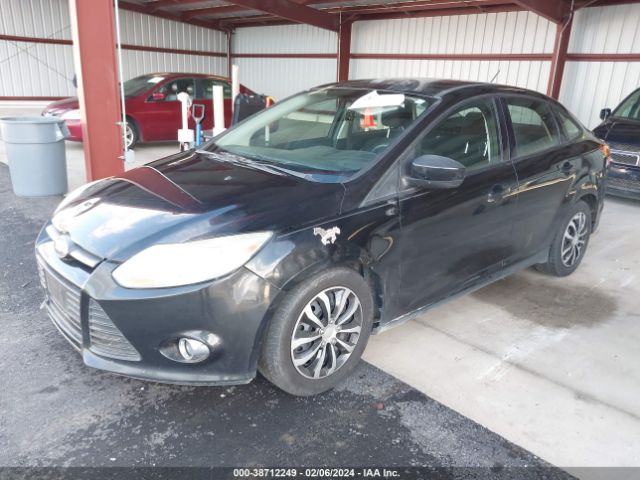 Photo 1 VIN: 1FAHP3F26CL319436 - FORD FOCUS 